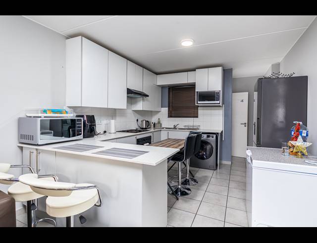 2 BEDROOM APARTMENT FOR SALE IN PARKLANDS